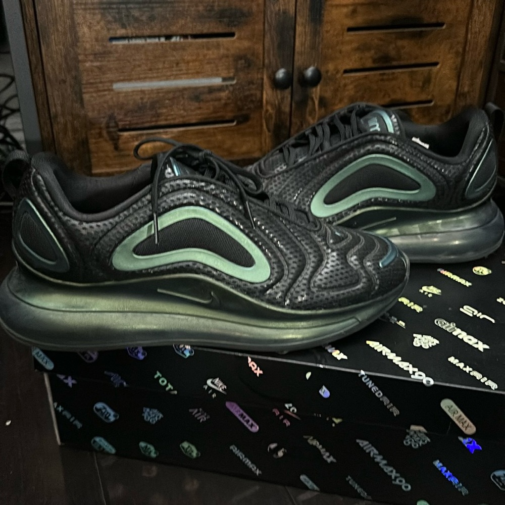 Nike Air Max 720 Lazer